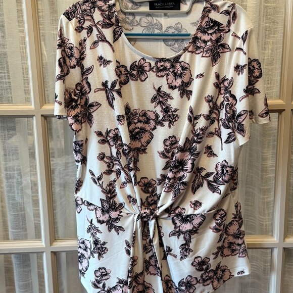 Black Label by Evan Picone Floral Blouse - Picture 1 of 5